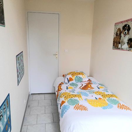 Animalier Apartment Joigny Bagian luar foto
